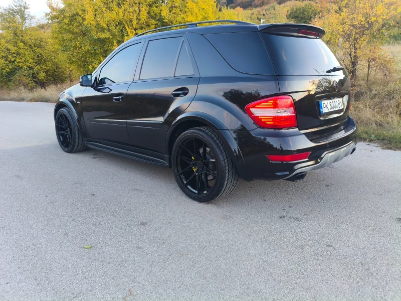 Mercedes-Benz ML 320 Sport, снимка 12 - Автомобили и джипове - 52657369