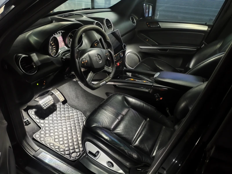 Mercedes-Benz ML 320 Sport, снимка 8 - Автомобили и джипове - 52657369