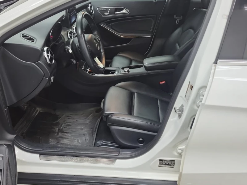 Mercedes-Benz GLA 250  CARFAX, снимка 5 - Автомобили и джипове - 53090019