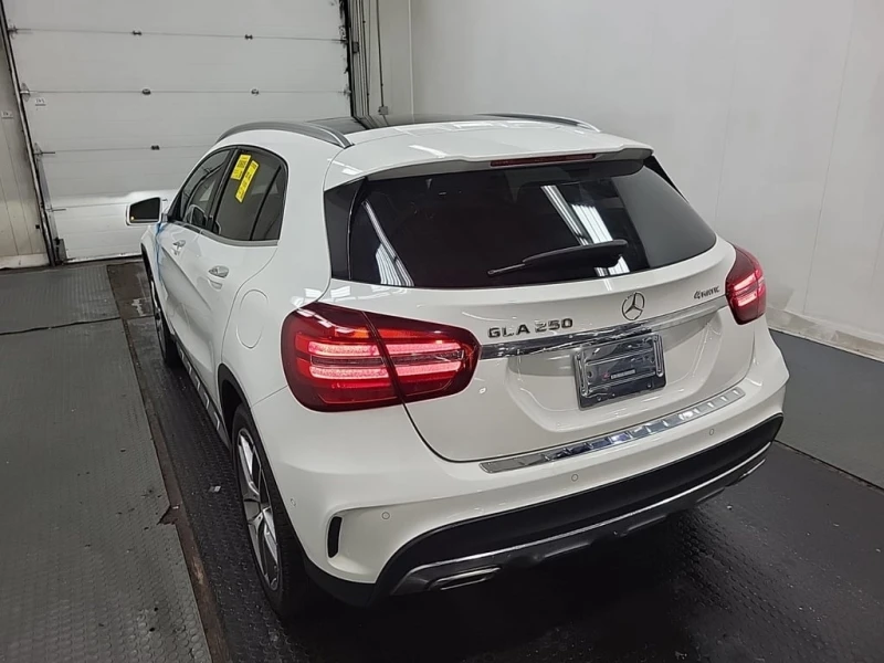 Mercedes-Benz GLA 250  CARFAX, снимка 4 - Автомобили и джипове - 53090019