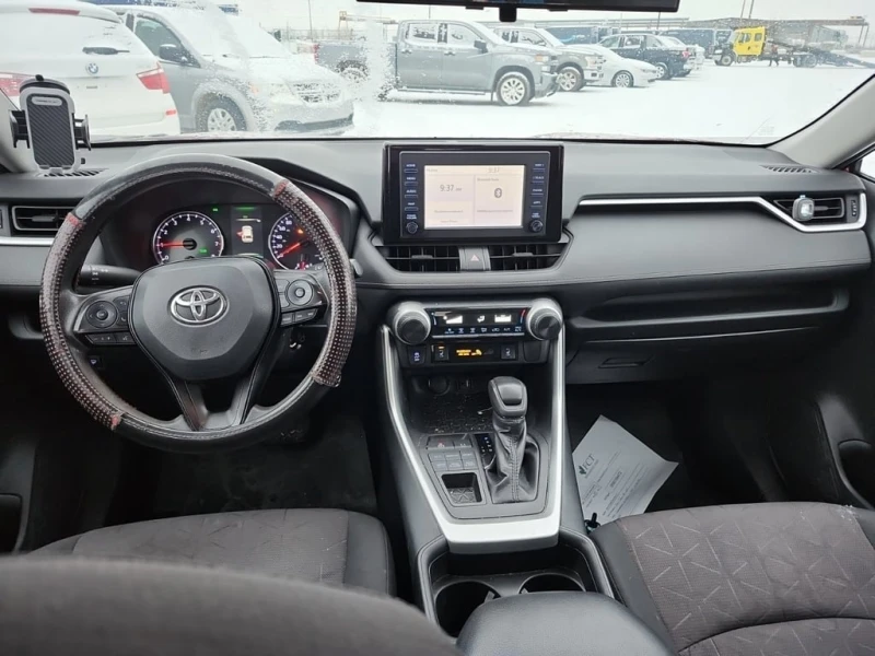 Toyota Rav4 * 4D Utility AWD | LE * CARFAX * БЕЗ ПЪРВОНАЧАЛНА , снимка 10 - Автомобили и джипове - 53125850