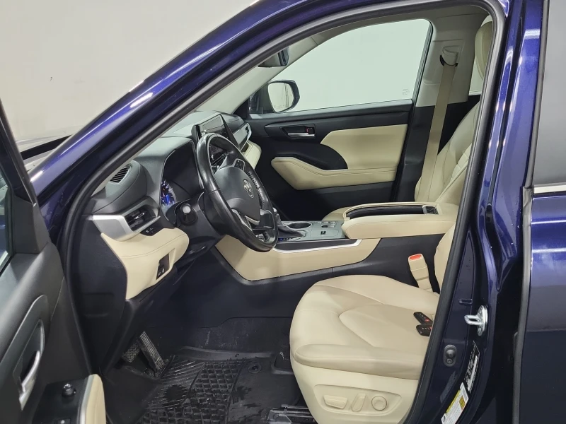 Toyota Highlander 2.5 XLE, снимка 8 - Автомобили и джипове - 53274472