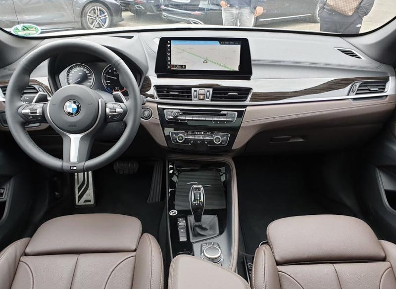 BMW X1 2.0i LCI, снимка 3 - Автомобили и джипове - 28851655
