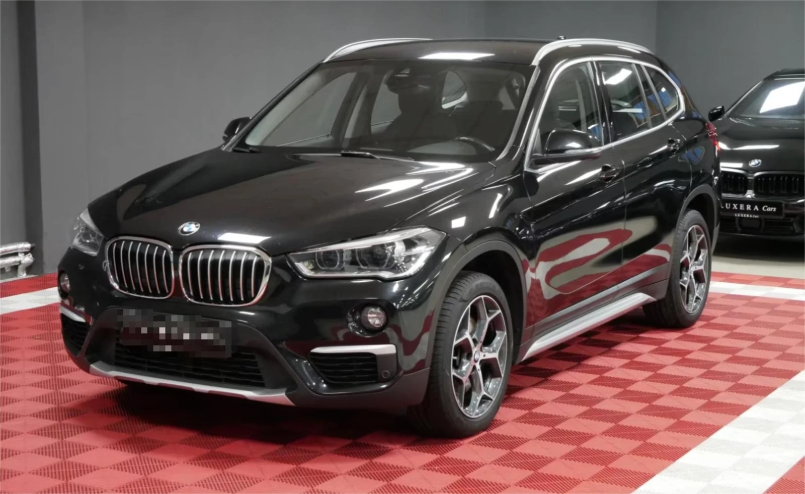 BMW X1 2.0i LCI, снимка 1