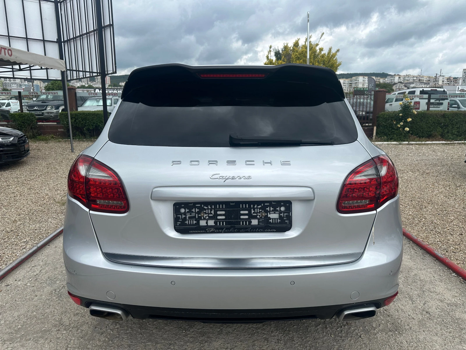 Porsche Cayenne  - изображение 5