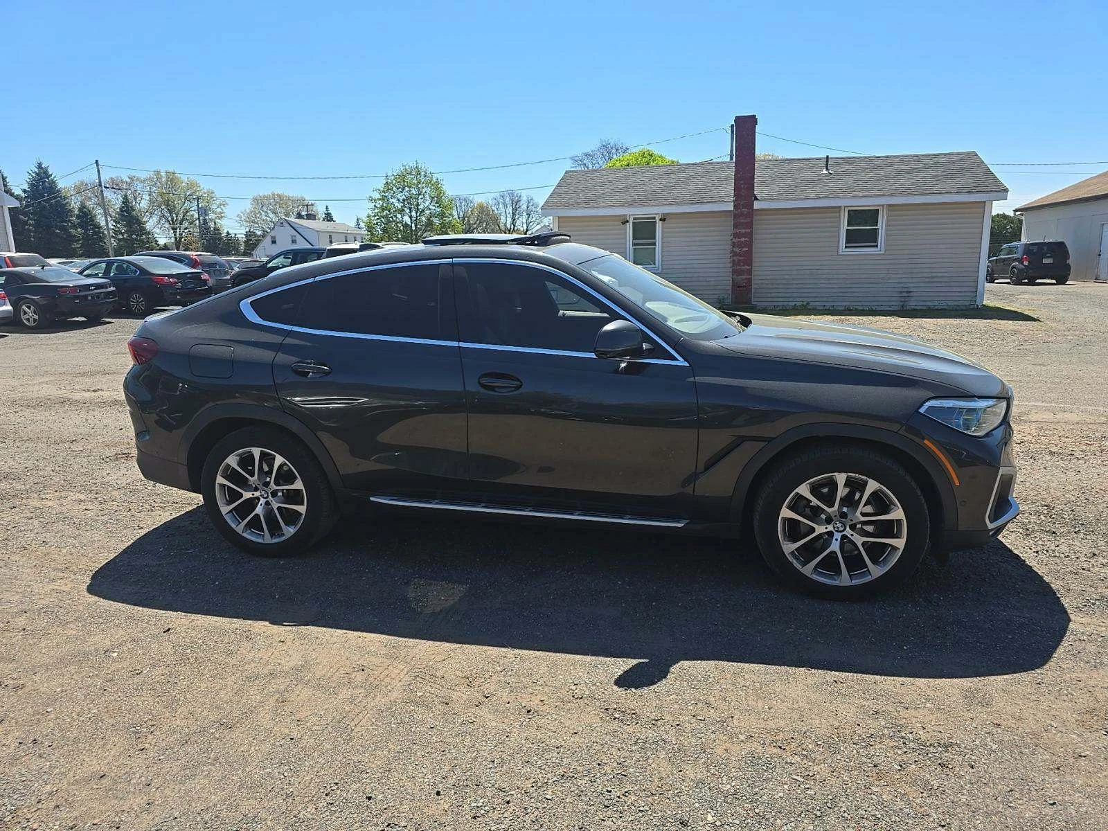 BMW X6 xDrive40i* Масаж* 360* Обдух* Пано - изображение 2