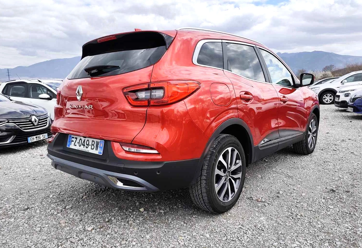 Renault Kadjar INTENS AUTOMATIC, снимка 5 - Автомобили и джипове - 52937437