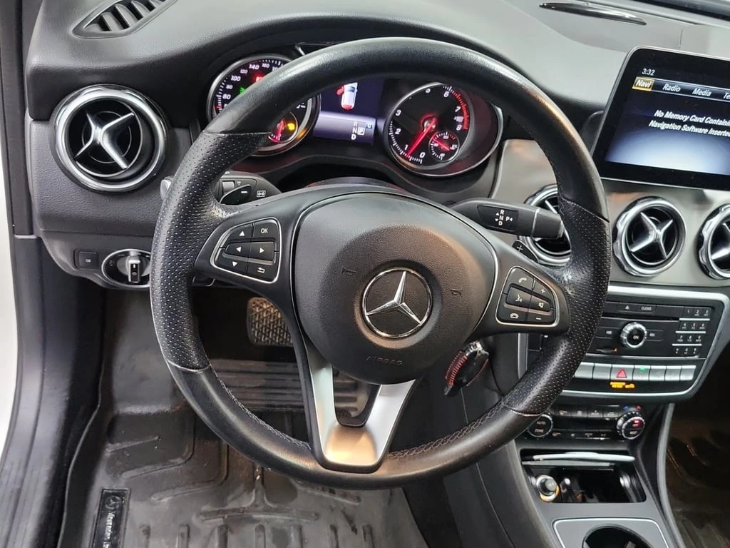 Mercedes-Benz GLA 250  CARFAX | Mobile.bg � ����������� 11