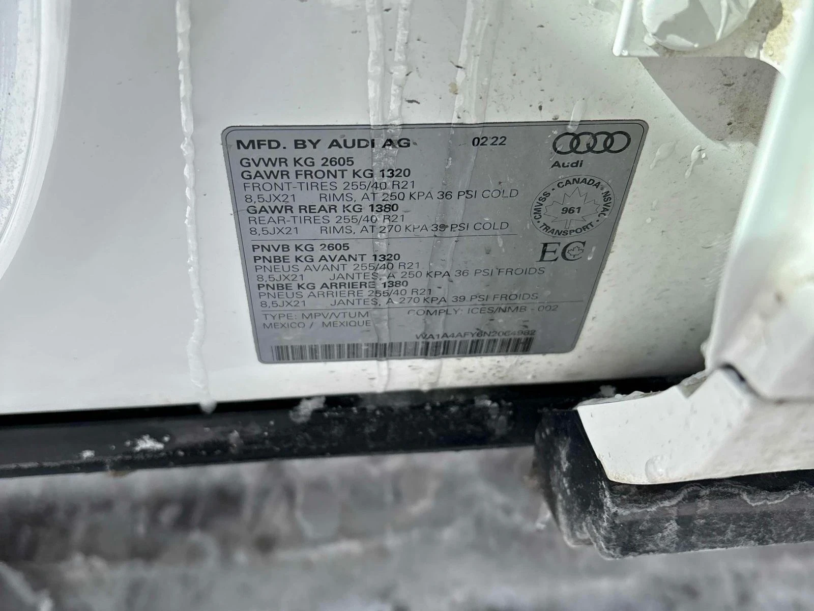 Audi SQ5 Progressiv* S-line* Matrix* Камера* Keyless* Carpl, снимка 11 - Автомобили и джипове - 53889403