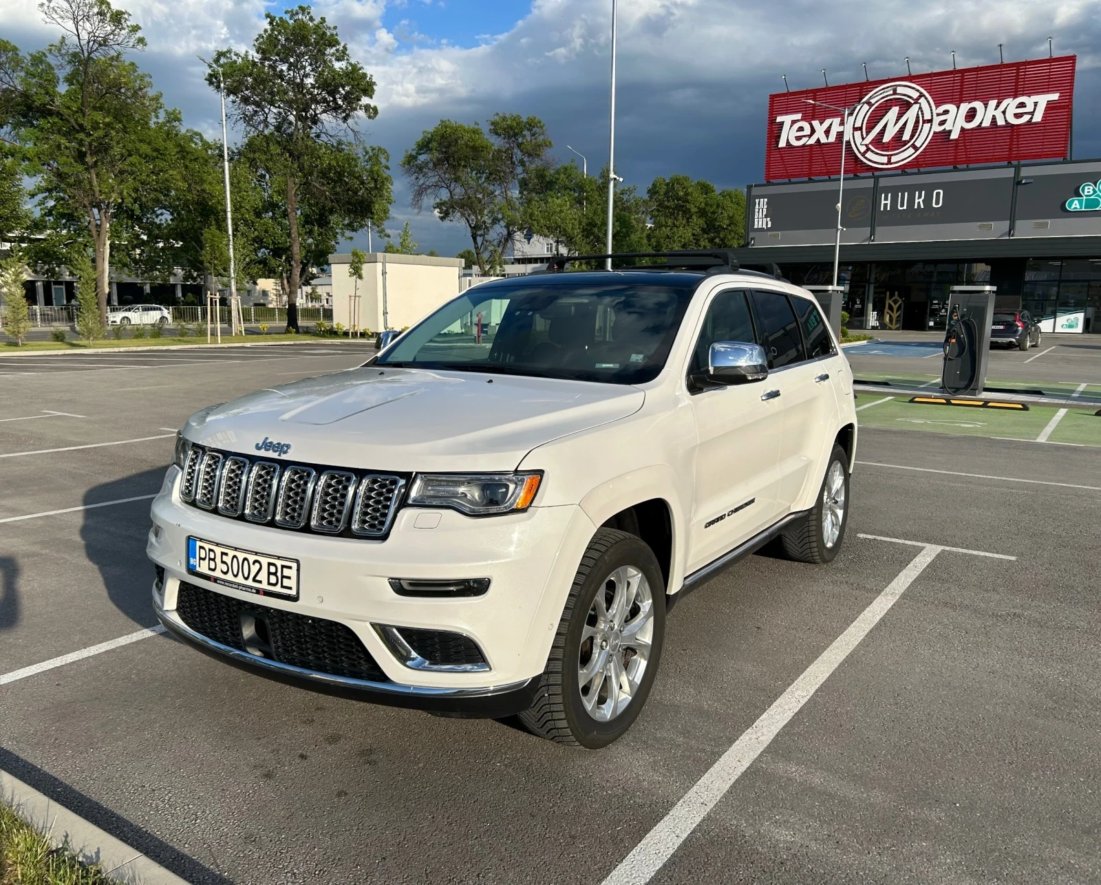 Jeep Grand cherokee SUMMIT 3.6 V6 8ZF LPG BRC AC Теглич Подгр.