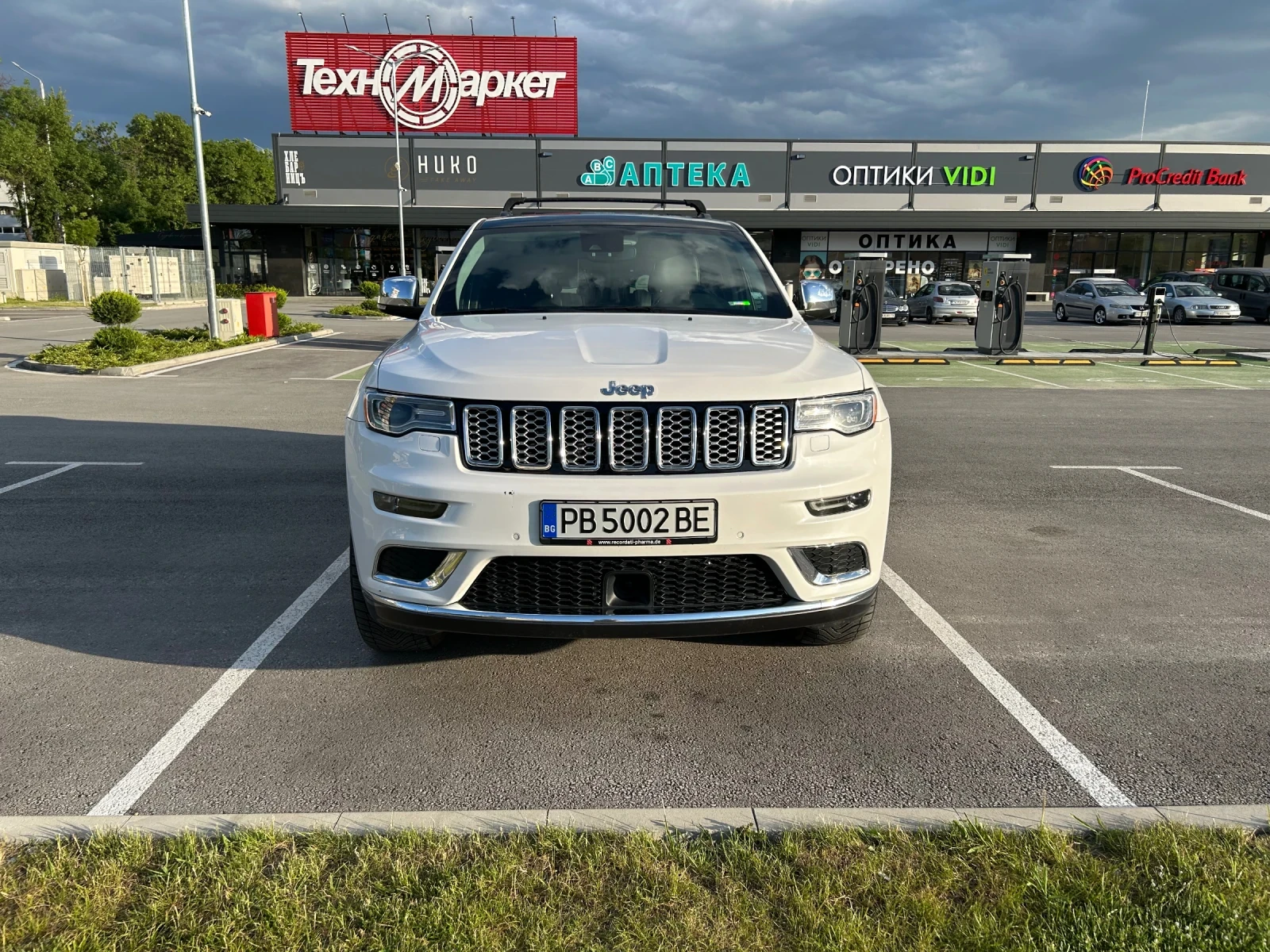 Jeep Grand cherokee SUMMIT 3.6 V6 8ZF LPG BRC AC Теглич Подгр., снимка 5 - Автомобили и джипове - 54710094