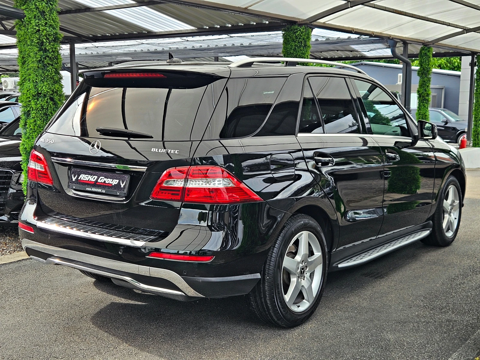 Mercedes-Benz ML 350 AMG/GERMANY/AIRMATIC/ПОДГРЕВ/ЕЛ.БАГАЖНИК/LIZING, снимка 5 - Автомобили и джипове - 54774428