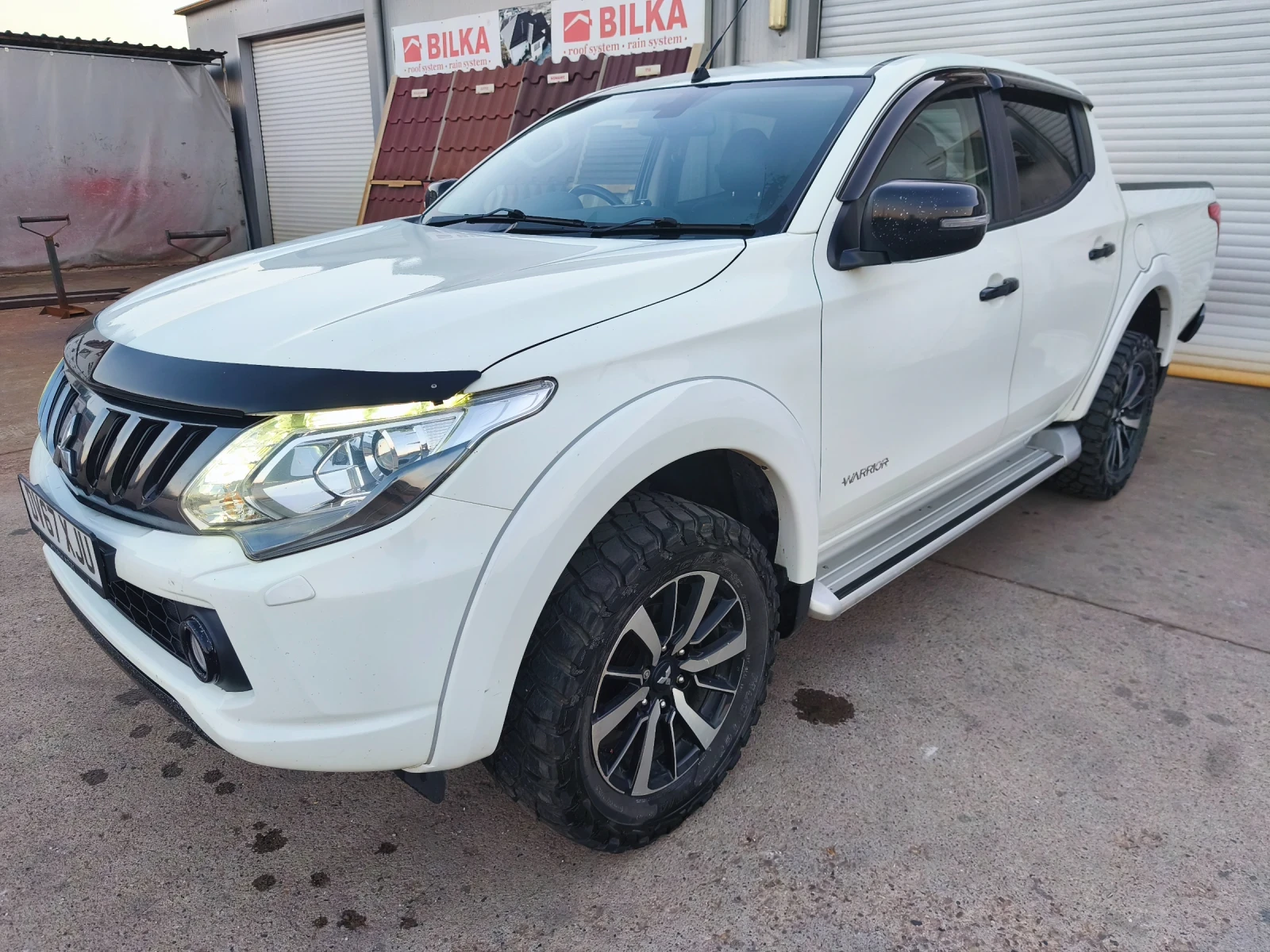 Mitsubishi L200 2.4D Warrior , снимка 4 - Автомобили и джипове - 55481436