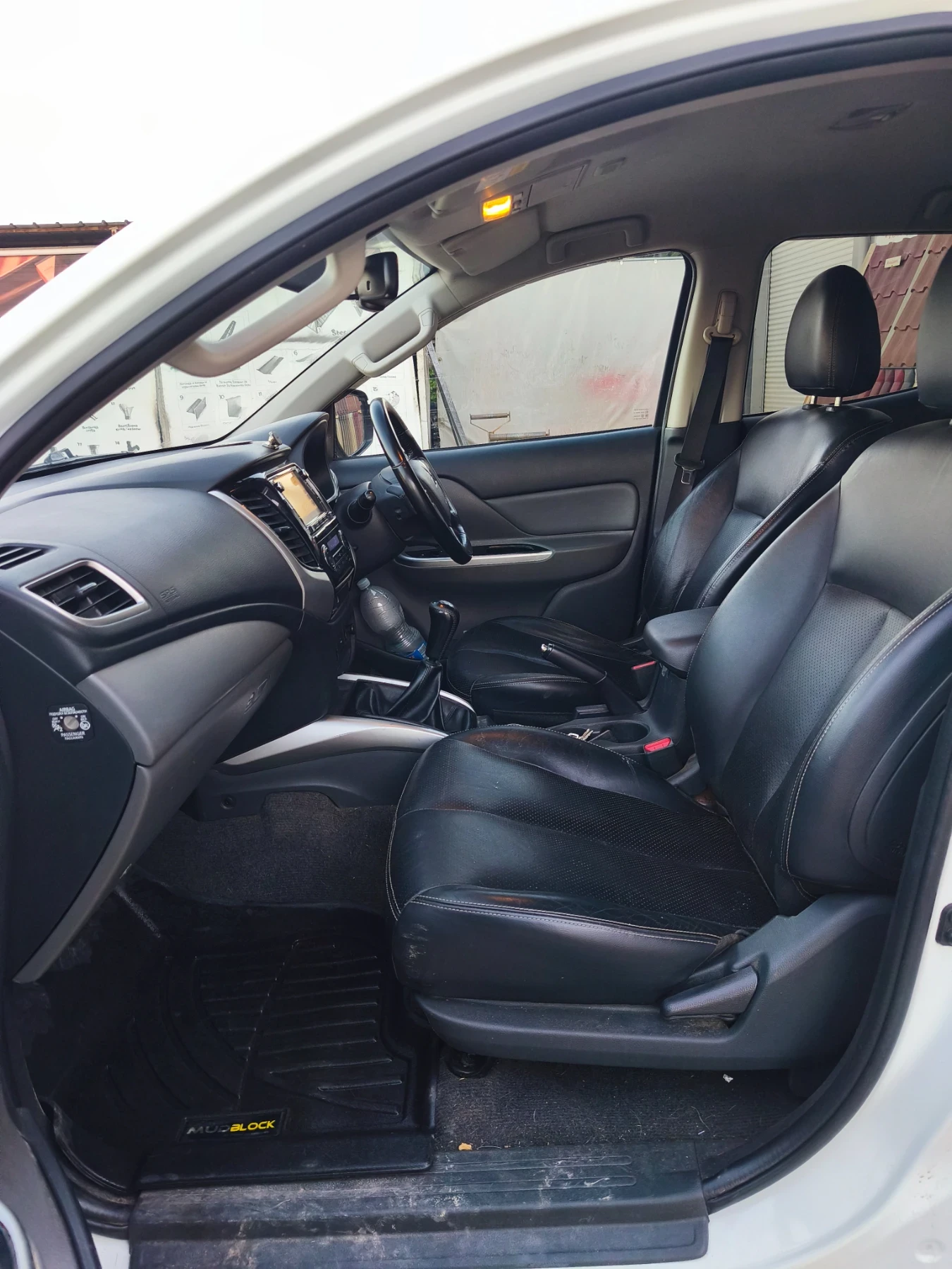 Mitsubishi L200 2.4D Warrior , снимка 14 - Автомобили и джипове - 56272592