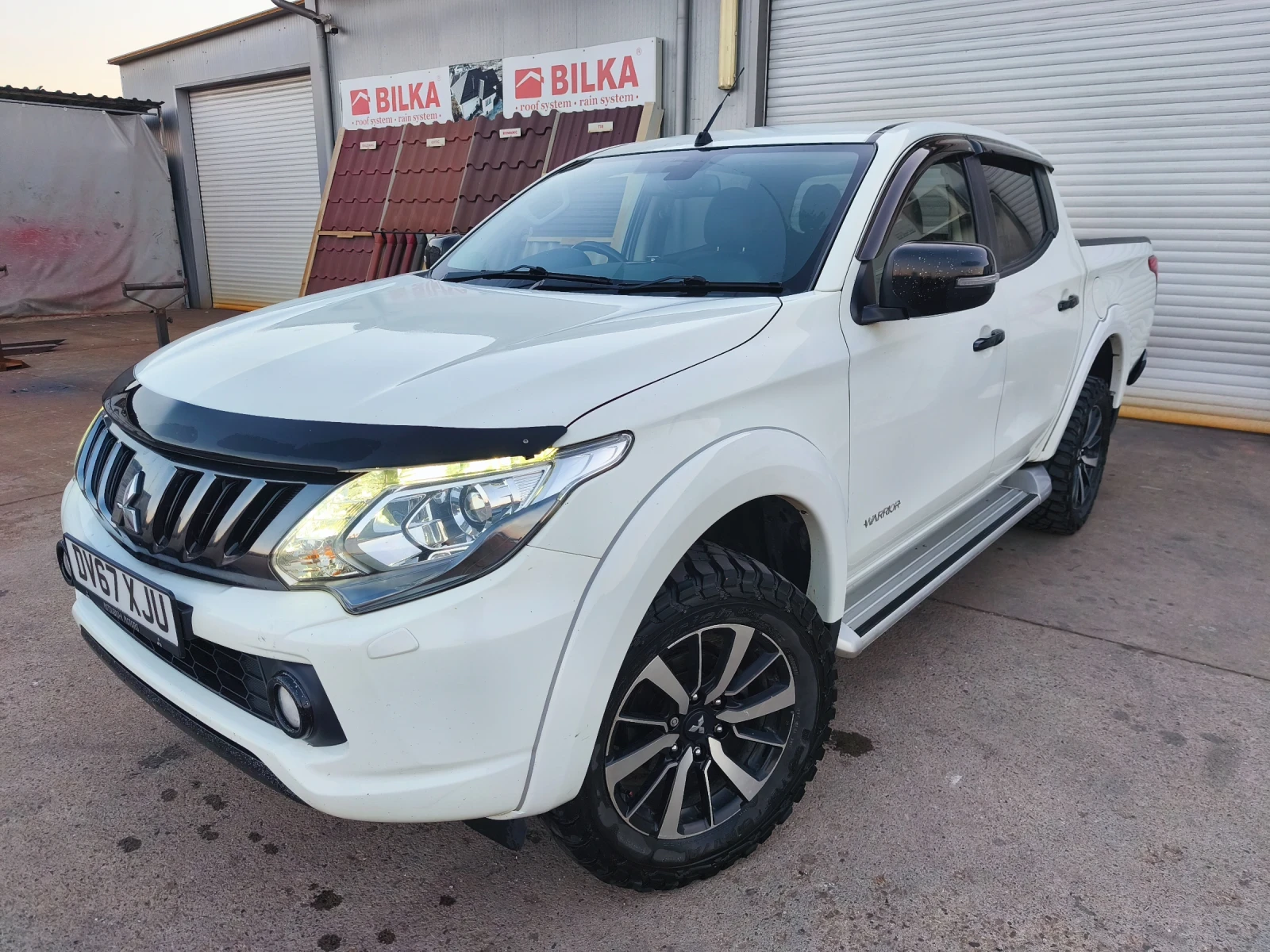 Mitsubishi L200 2.4D Warrior , снимка 3 - Автомобили и джипове - 55481436
