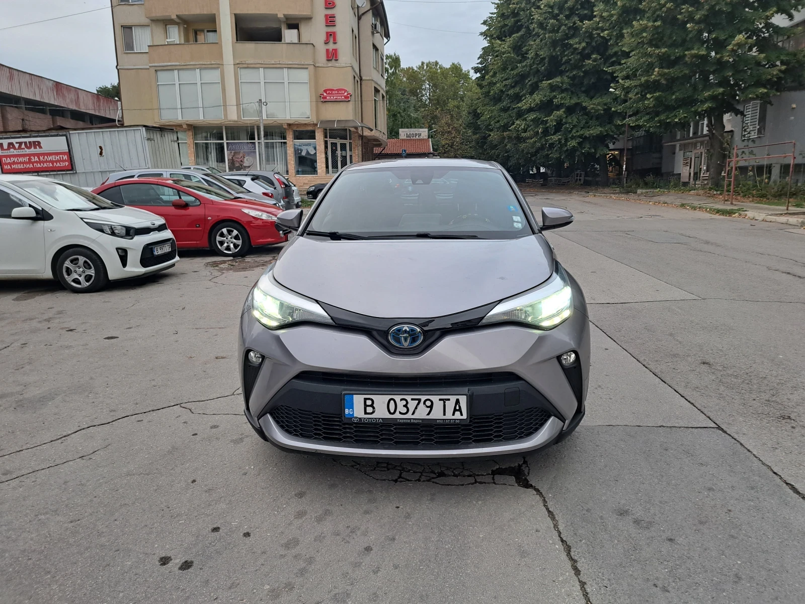 Toyota C-HR 1, 8 хибрид , снимка 3 - Автомобили и джипове - 56261675