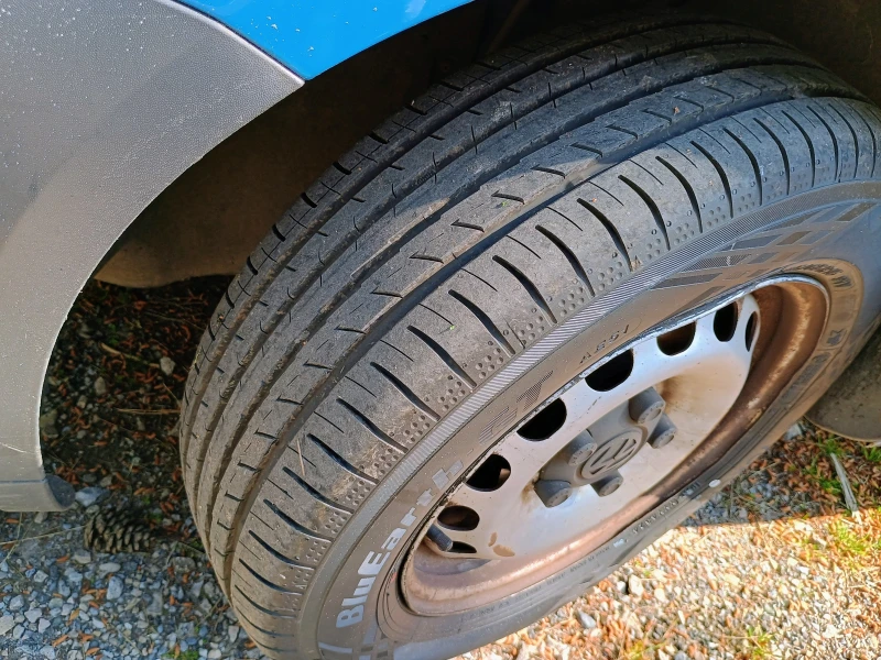 VW Caddy VAN 1.9 TDI 105 4MOTION, снимка 8 - Бусове и автобуси - 52490245