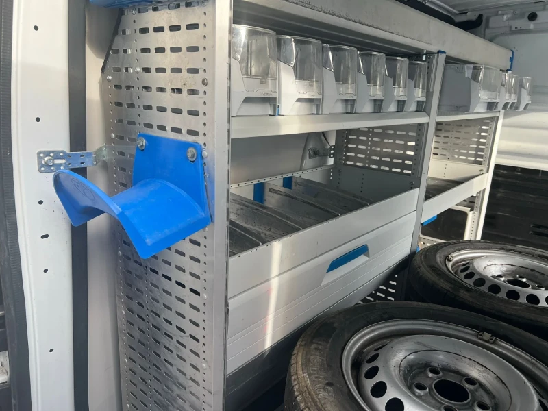 Opel Vivaro 1.6 , снимка 12 - Бусове и автобуси - 53360003