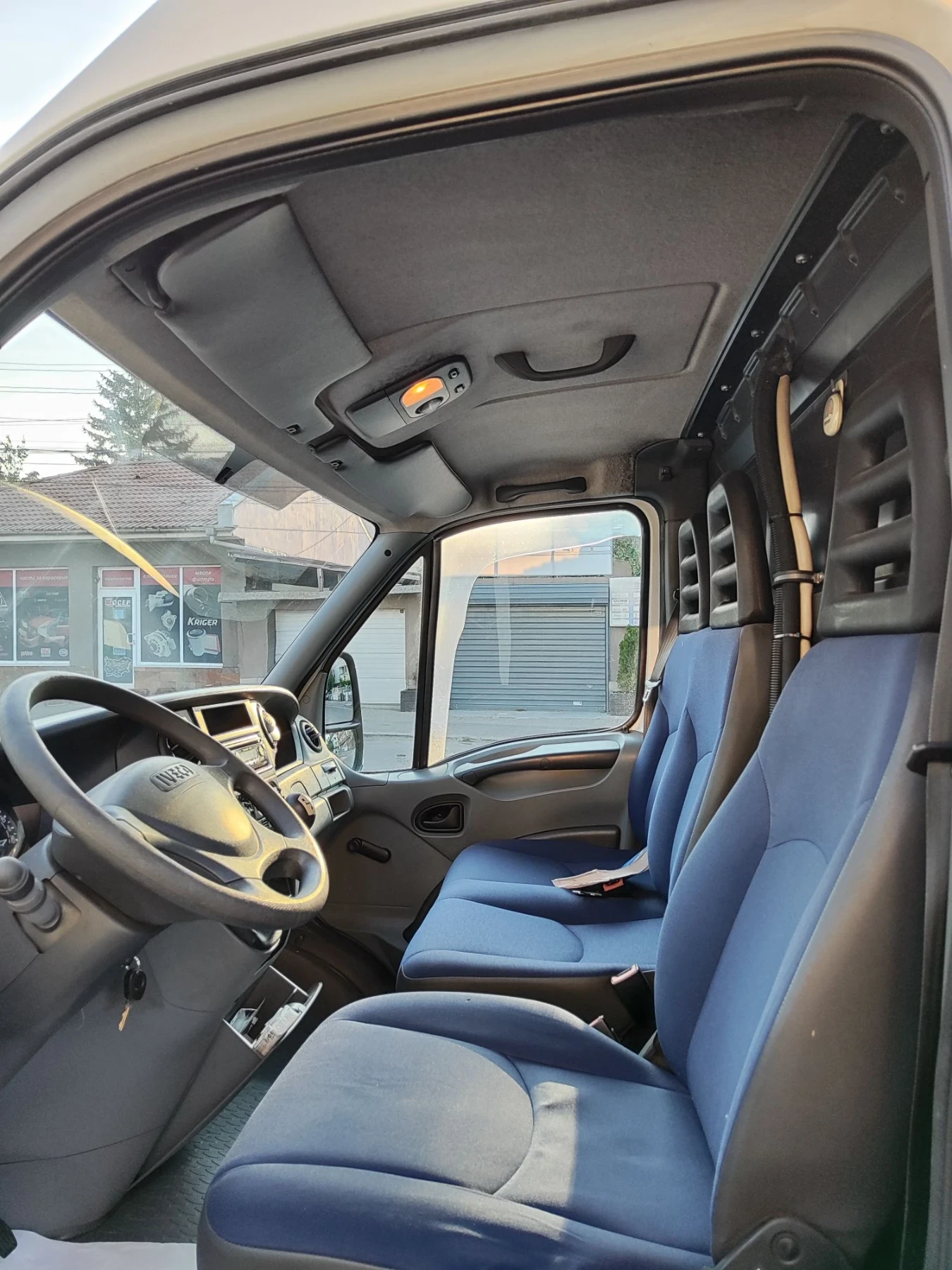 Iveco Daily 35C18, снимка 7 - Бусове и автобуси - 56506193