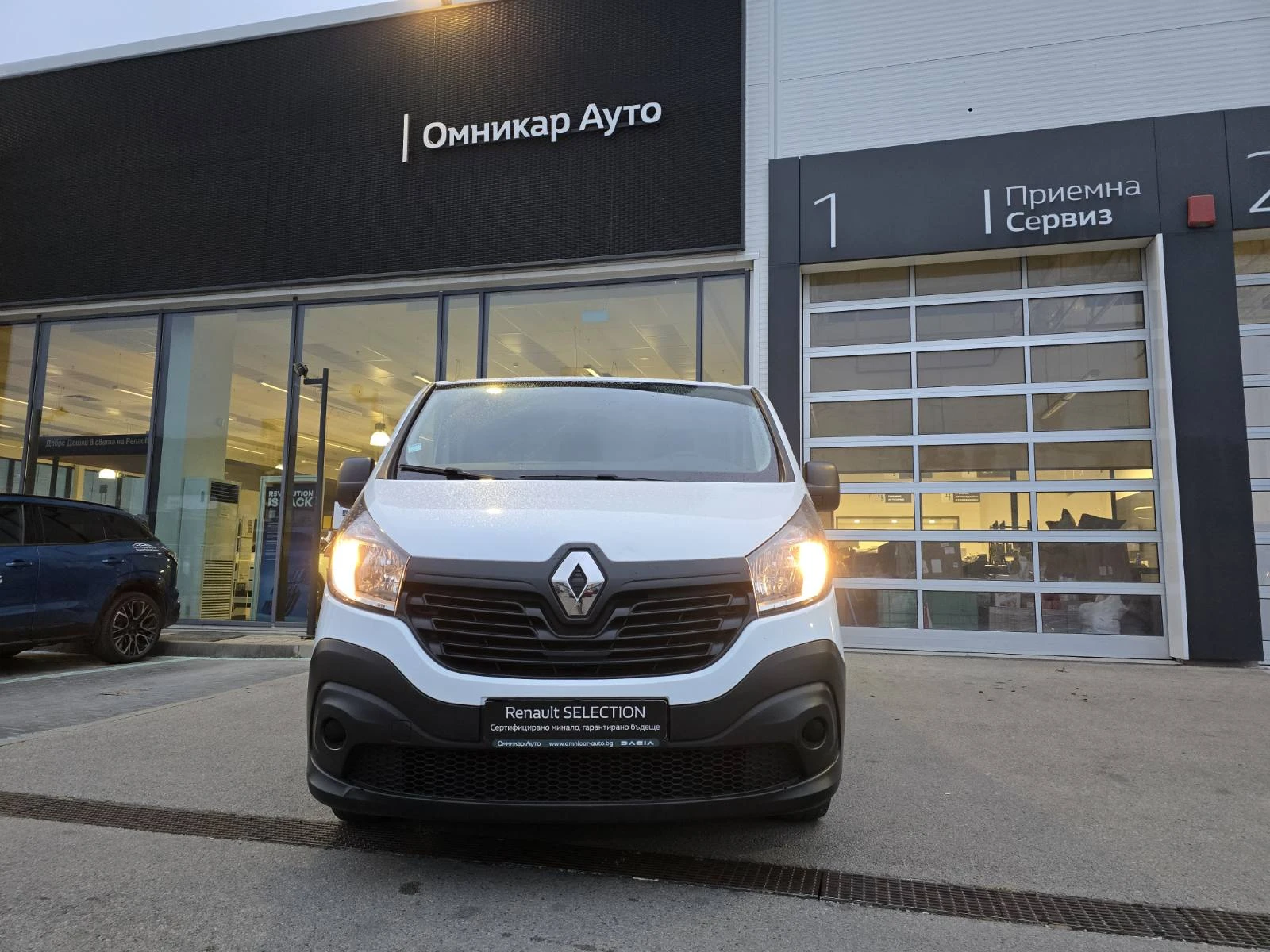 Renault Trafic 1.6 dCi 95, снимка 3 - Бусове и автобуси - 56578855