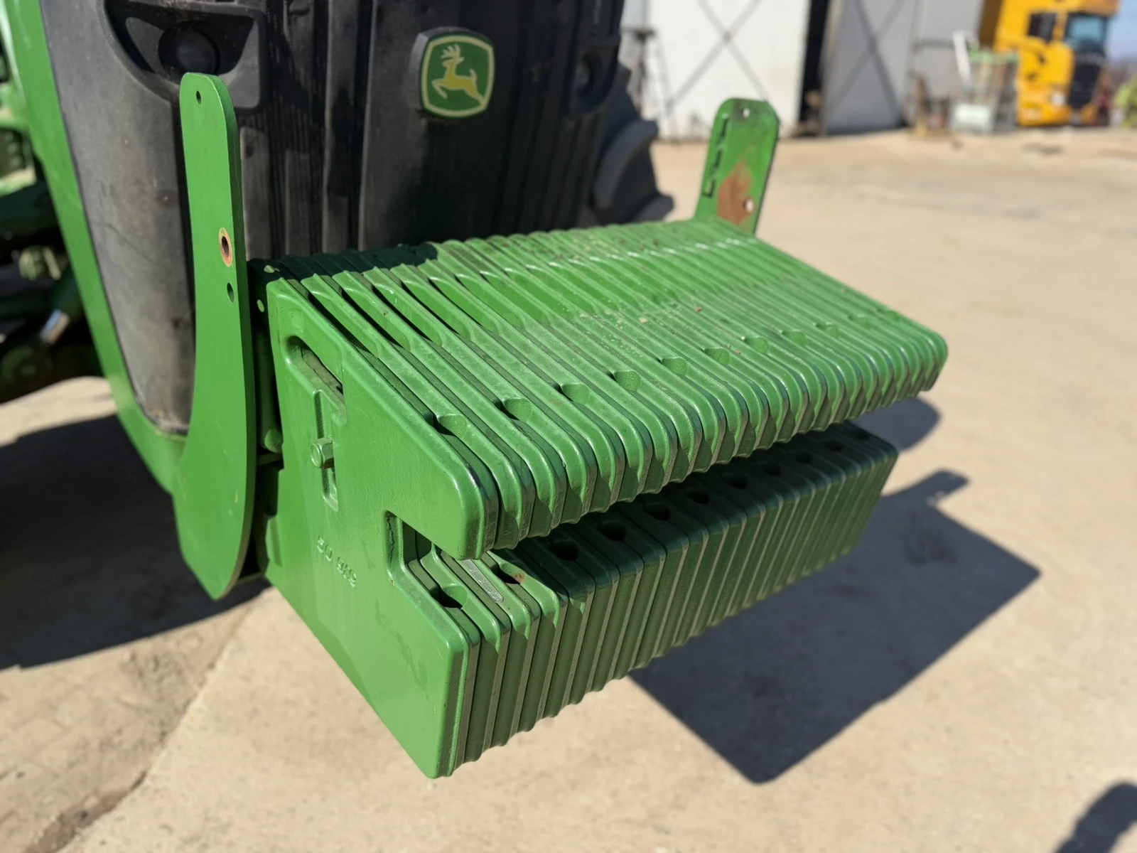 Трактор John Deere 8285R - изображение 3