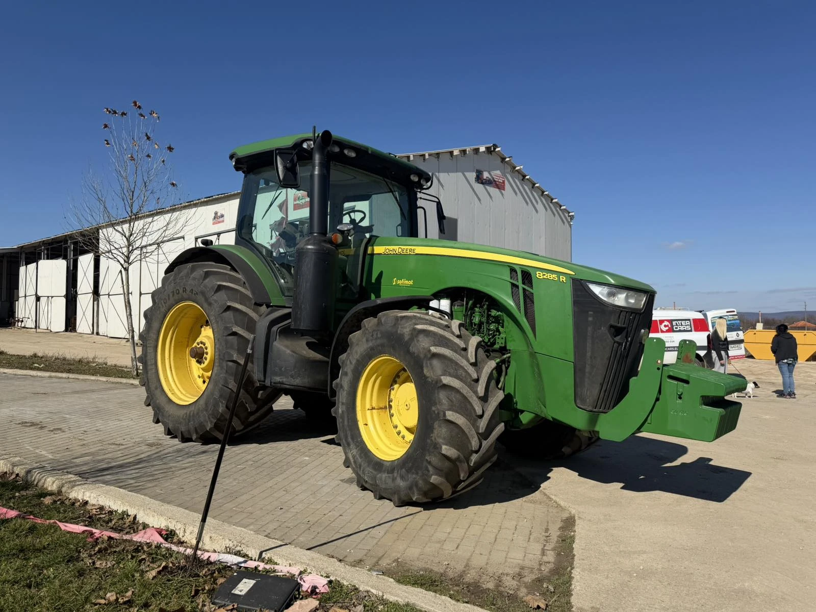 Трактор John Deere 8285R - изображение 10