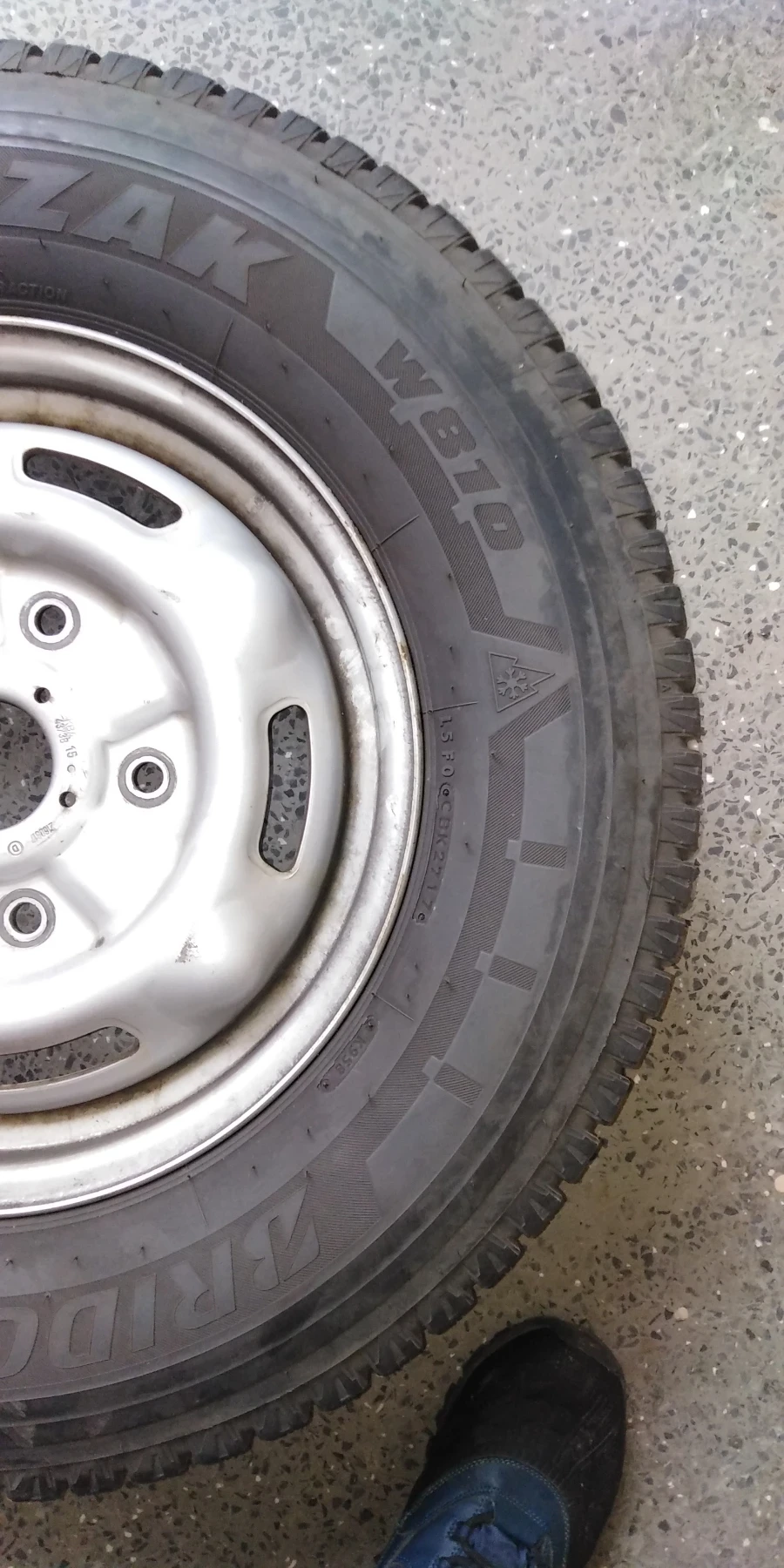 ���� � ������ 215/75R16 �� Ford Transit | Mobile.bg � ����������� 10