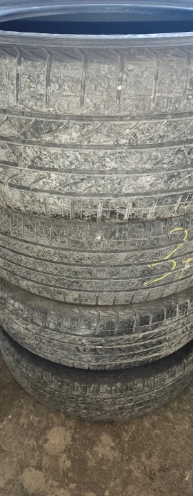 Гуми Летни 235/55R19, снимка 3 - Гуми и джанти - 52410007