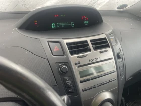 Toyota Yaris 1.3VVT-i, снимка 4