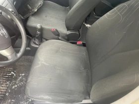 Toyota Yaris 1.3VVT-i, снимка 5