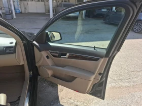 Mercedes-Benz C 300, снимка 16
