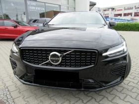     Volvo V60 T8 Recharge AWD Ultra = NEW= Panorama  ~ 135 920 .