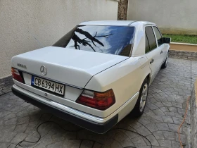 Mercedes-Benz 124, снимка 2