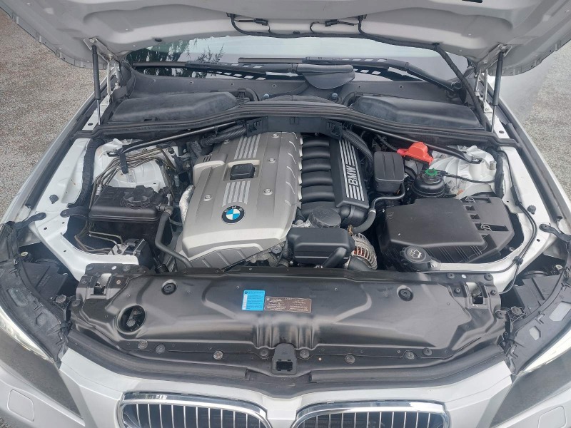 BMW 523 2.5,вер.мотор, снимка 4 - Автомобили и джипове - 44681378