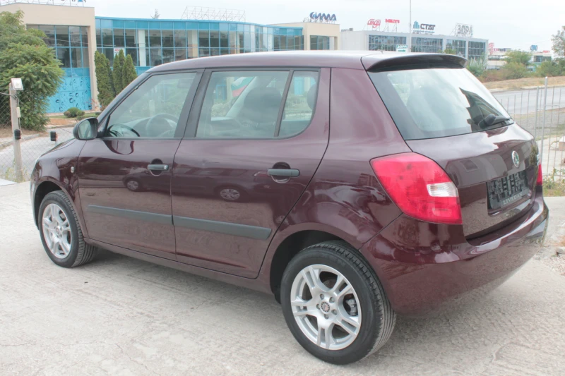 Skoda Fabia, снимка 6 - Автомобили и джипове - 47053017