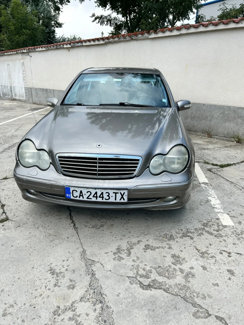 Mercedes-Benz C 240, снимка 1 - Автомобили и джипове - 47144206