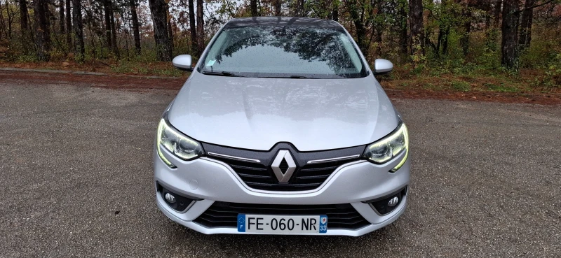 Renault Megane 1.5dci 95kc , снимка 3 - Автомобили и джипове - 47998076