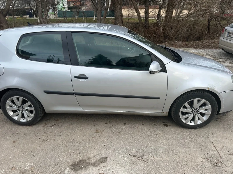 VW Golf 1.9 TDI 105кс, снимка 13 - Автомобили и джипове - 48358502