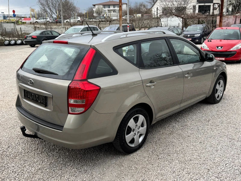 Kia Ceed 1.6CRDI, снимка 4 - Автомобили и джипове - 49532572