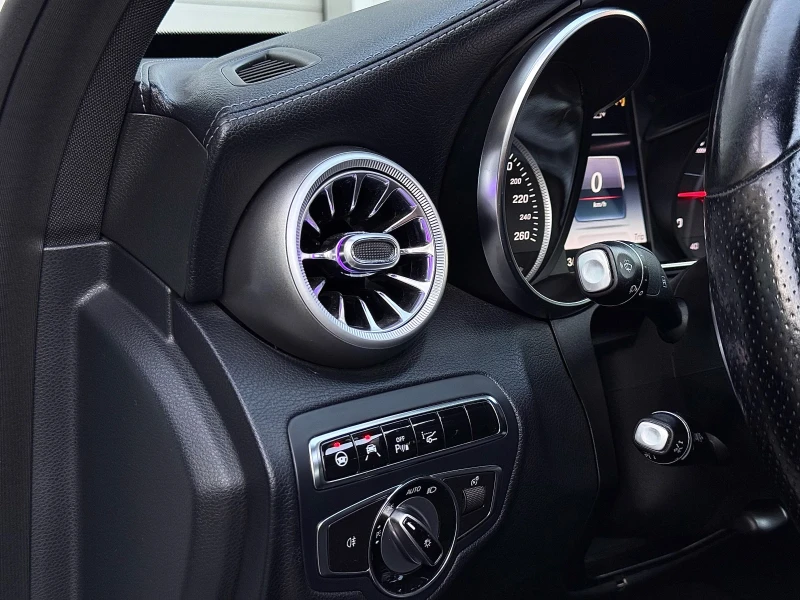 Mercedes-Benz C 220 AMGLINE* DISTR* HEADUP* PANO* FULL* ЛИЗИНГ, снимка 10 - Автомобили и джипове - 51738981