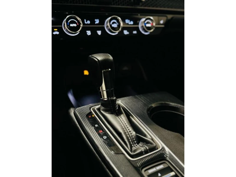 Honda Civic * Sport * CARFAX * БЕЗ ПЪРВОНАЧАЛНА ВНОСКА, снимка 15 - Автомобили и джипове - 52959858