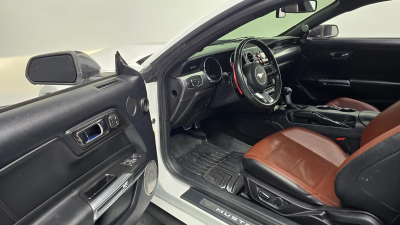 Ford Mustang GT500 Пакет/Сервизна История !!!, снимка 10 - Автомобили и джипове - 53047020