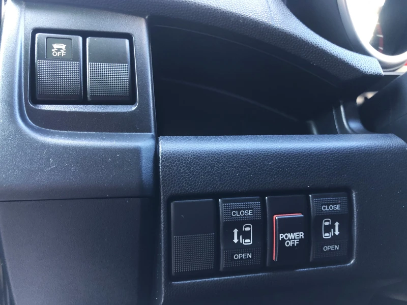 Mazda 5 ШВЕЙЦАРИЯ!!! SPORT!!!, снимка 15 - Автомобили и джипове - 53074854