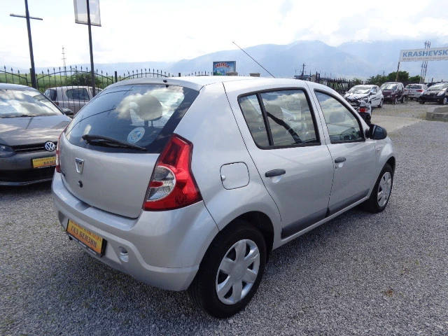 Dacia Sandero 1.2i LPG, снимка 5 - Автомобили и джипове - 46355299