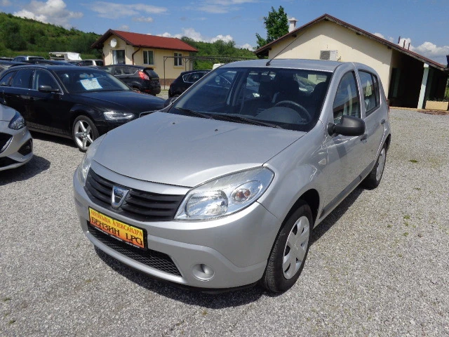 Dacia Sandero 1.2i LPG, снимка 1 - Автомобили и джипове - 46355299