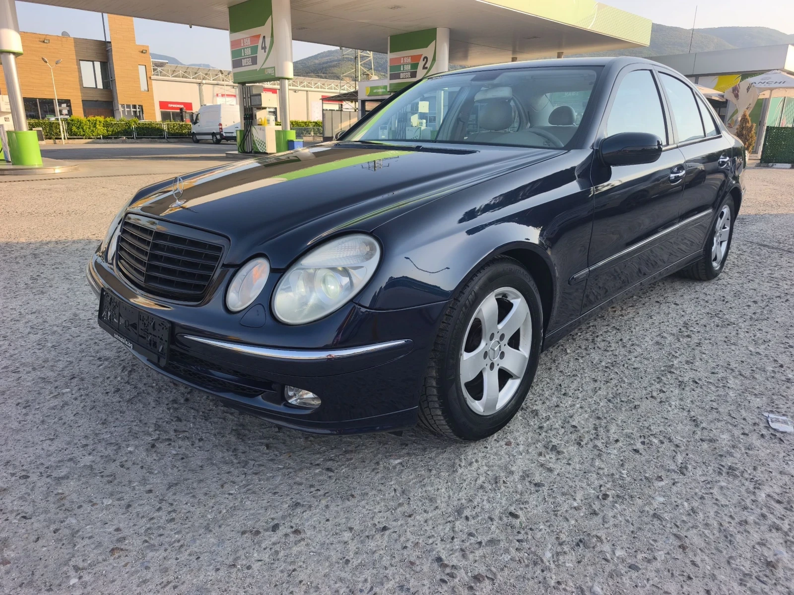 Mercedes-Benz E 280 AVANGARDE , снимка 1