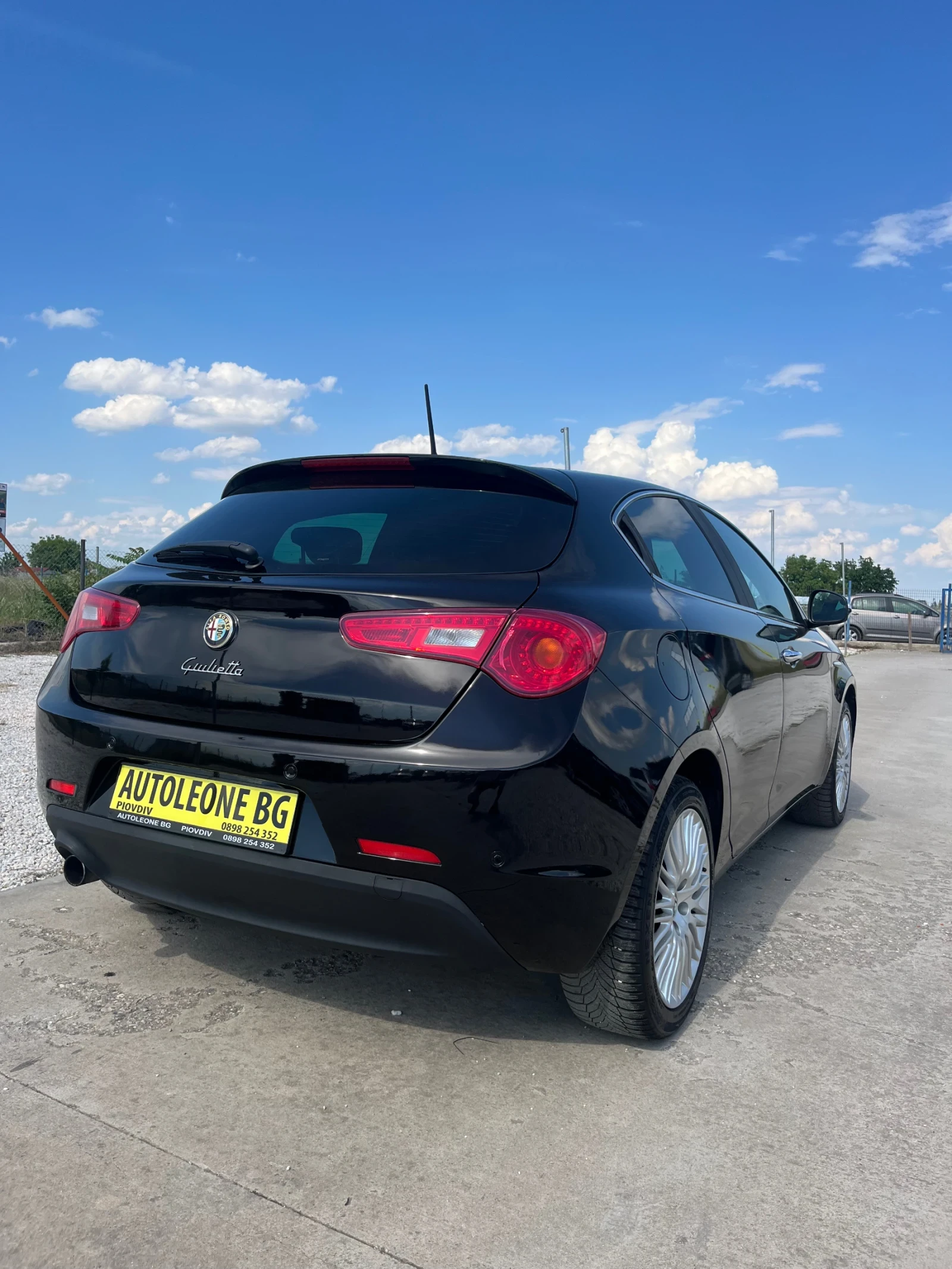 Alfa Romeo Giulietta 1.4T - изображение 4