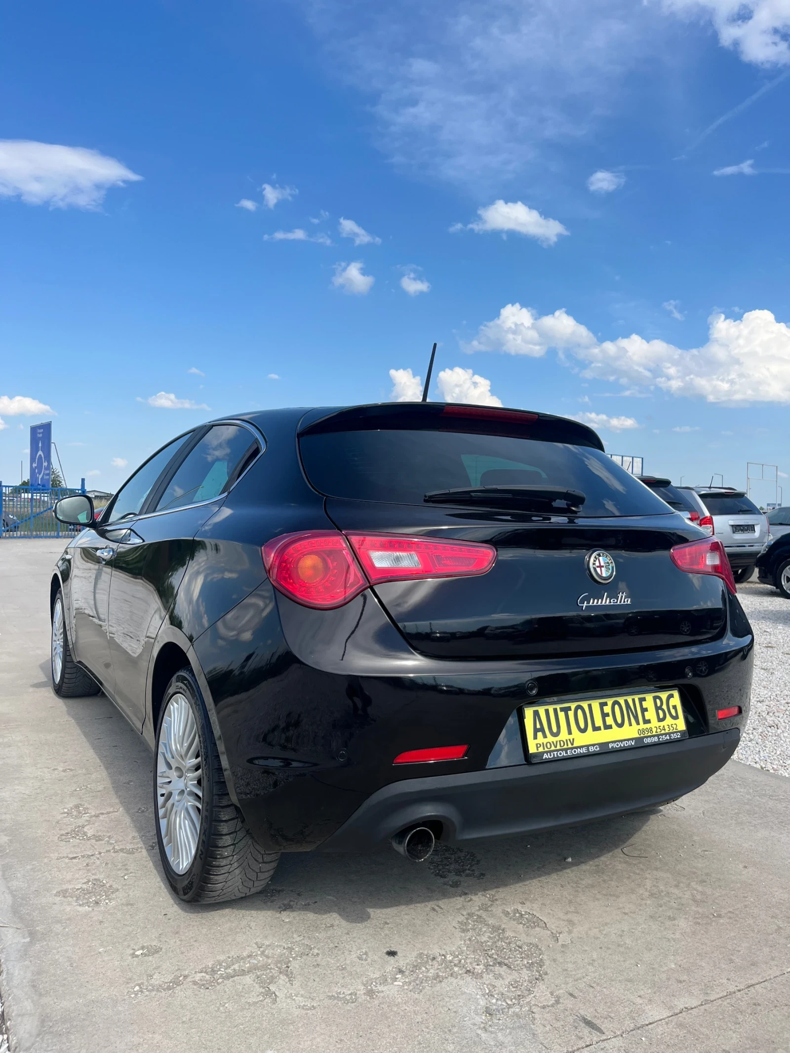 Alfa Romeo Giulietta 1.4T - изображение 6