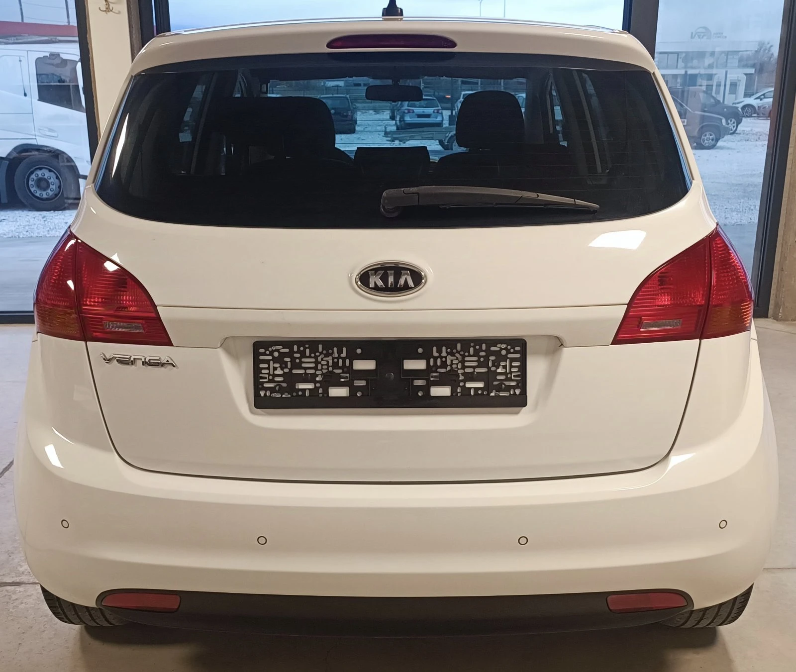 Kia Venga 1.4 Бензин - изображение 5