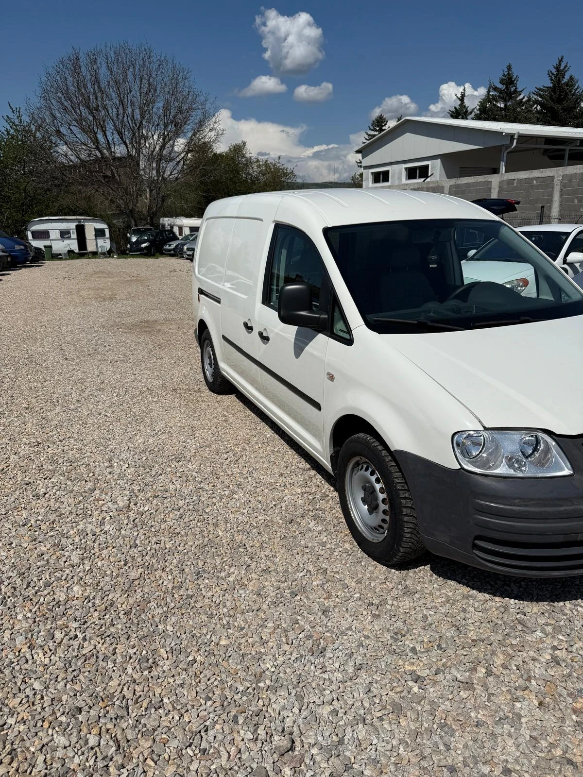 VW Caddy 1.9 - изображение 3